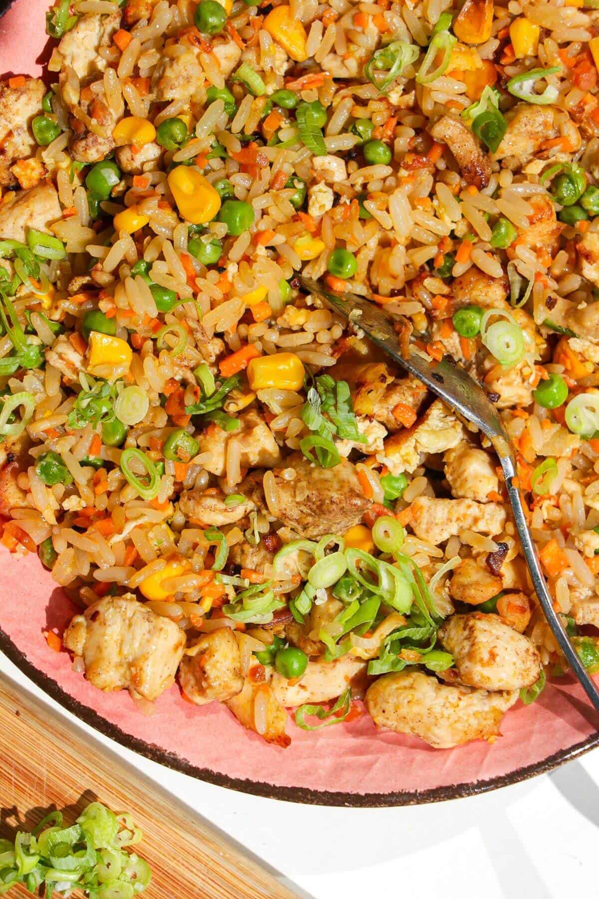 Air fryer chicken fried rice in a bowl.